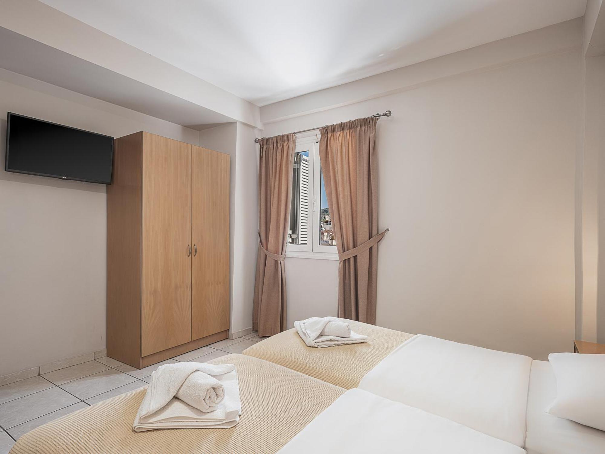 Theofilos City Hotel Ханья Экстерьер фото